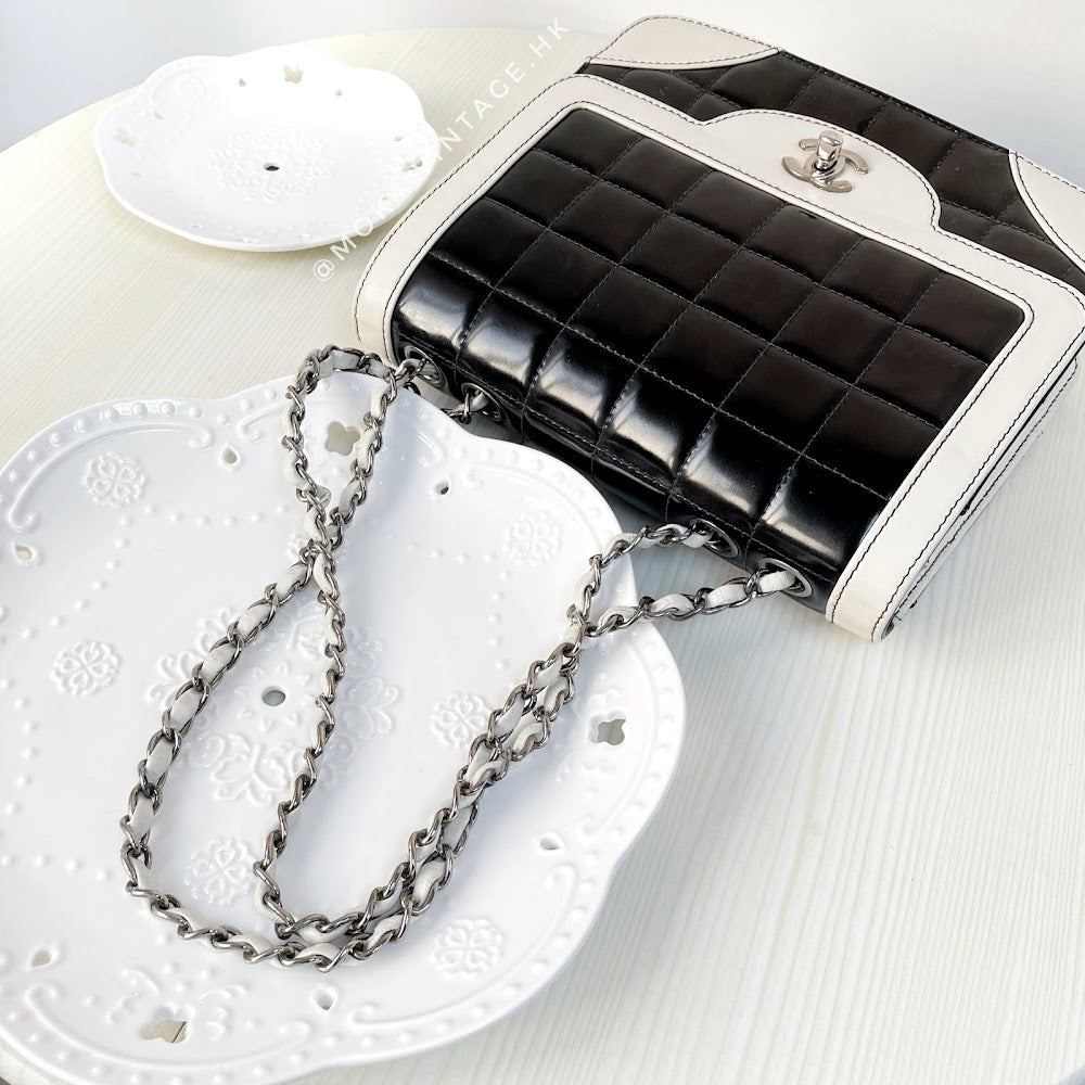 Chanel Patent Leather Splicing sheepskin Square Quilt Flap Bag