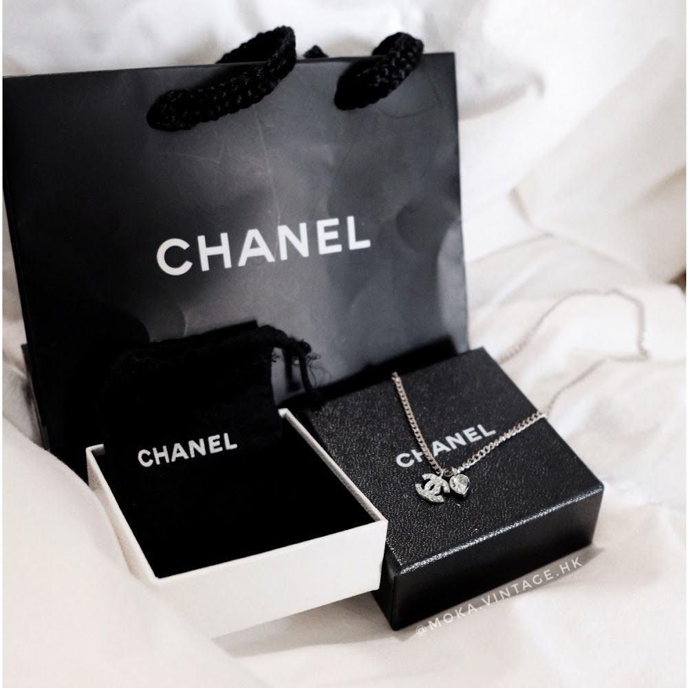 Chanel vintage necklace