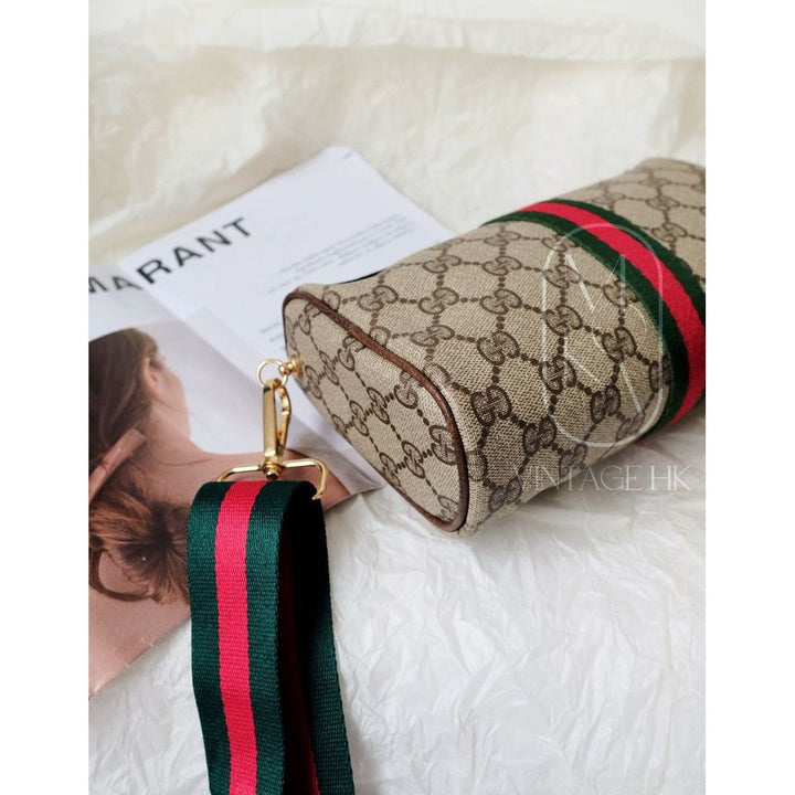 Gucci vintage GG clutch bag